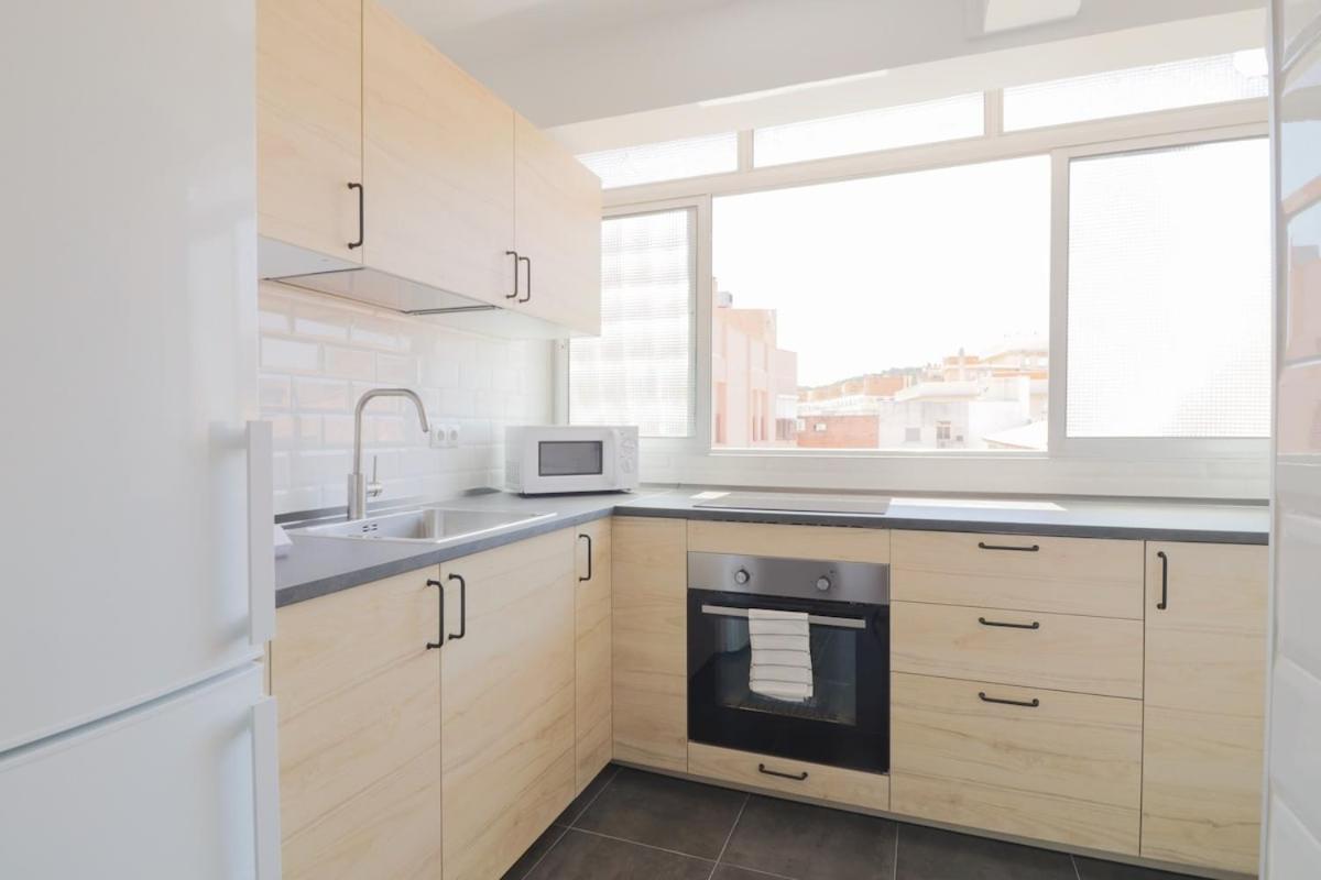 C85 - Brand New 3 Bedroom Apartment By The Center Málaga Extérieur photo